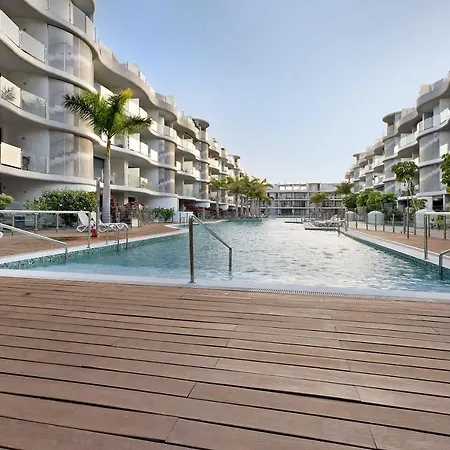 Duplex Las Olas 아파트 아로나